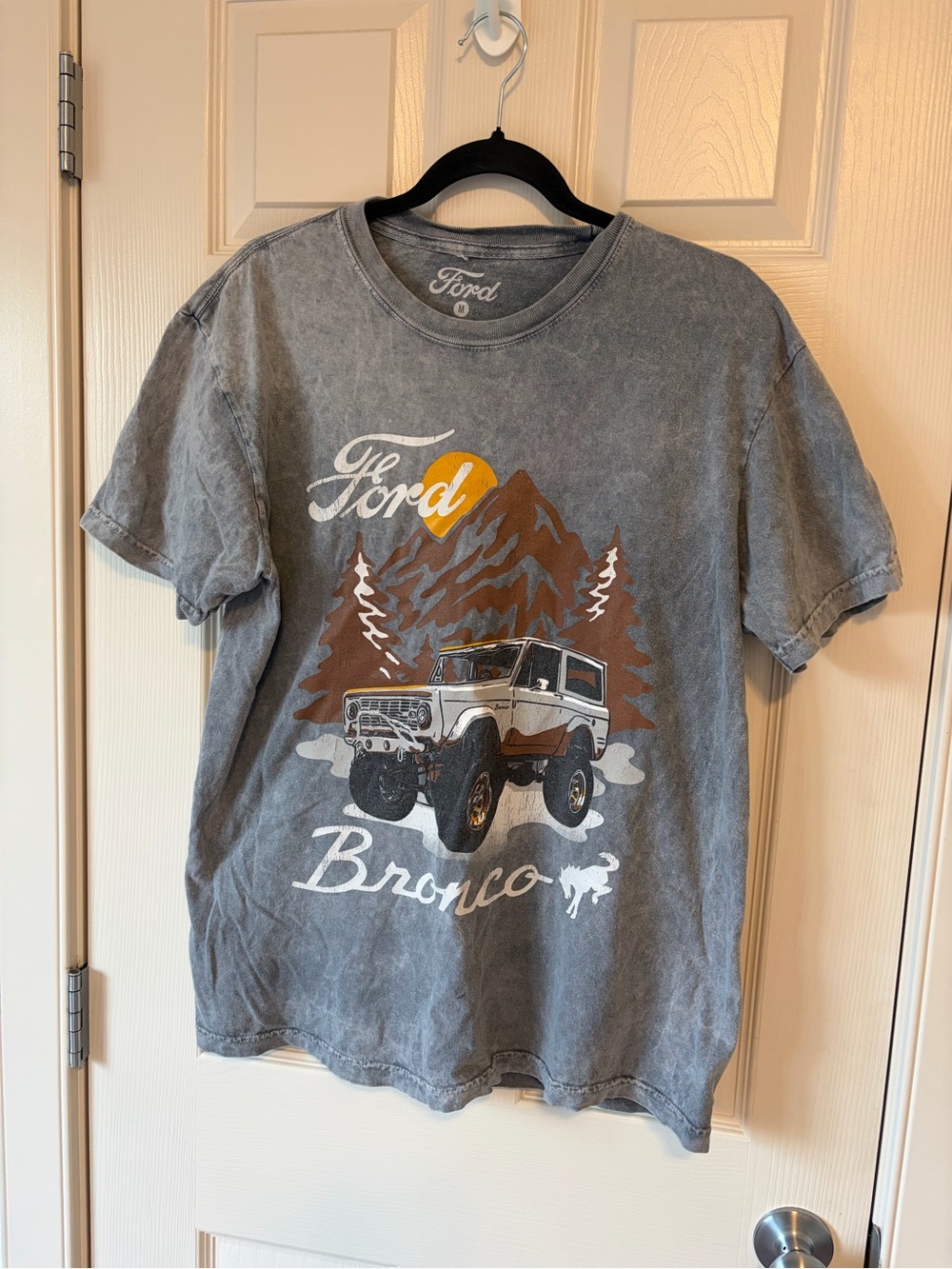 🐞 FORD BRONCO - Medium Tee Shirt - Flaw